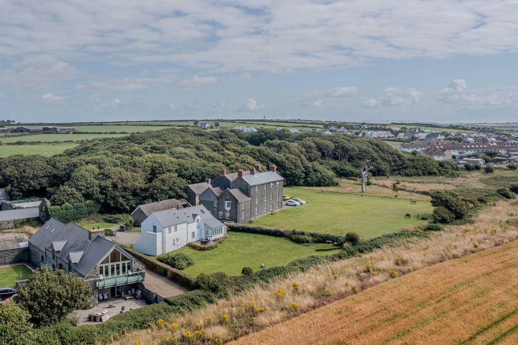 Additional image 21 of 3 bed maisonette for saleRamsey View, Llanunwas, Haverfordwest SA62
