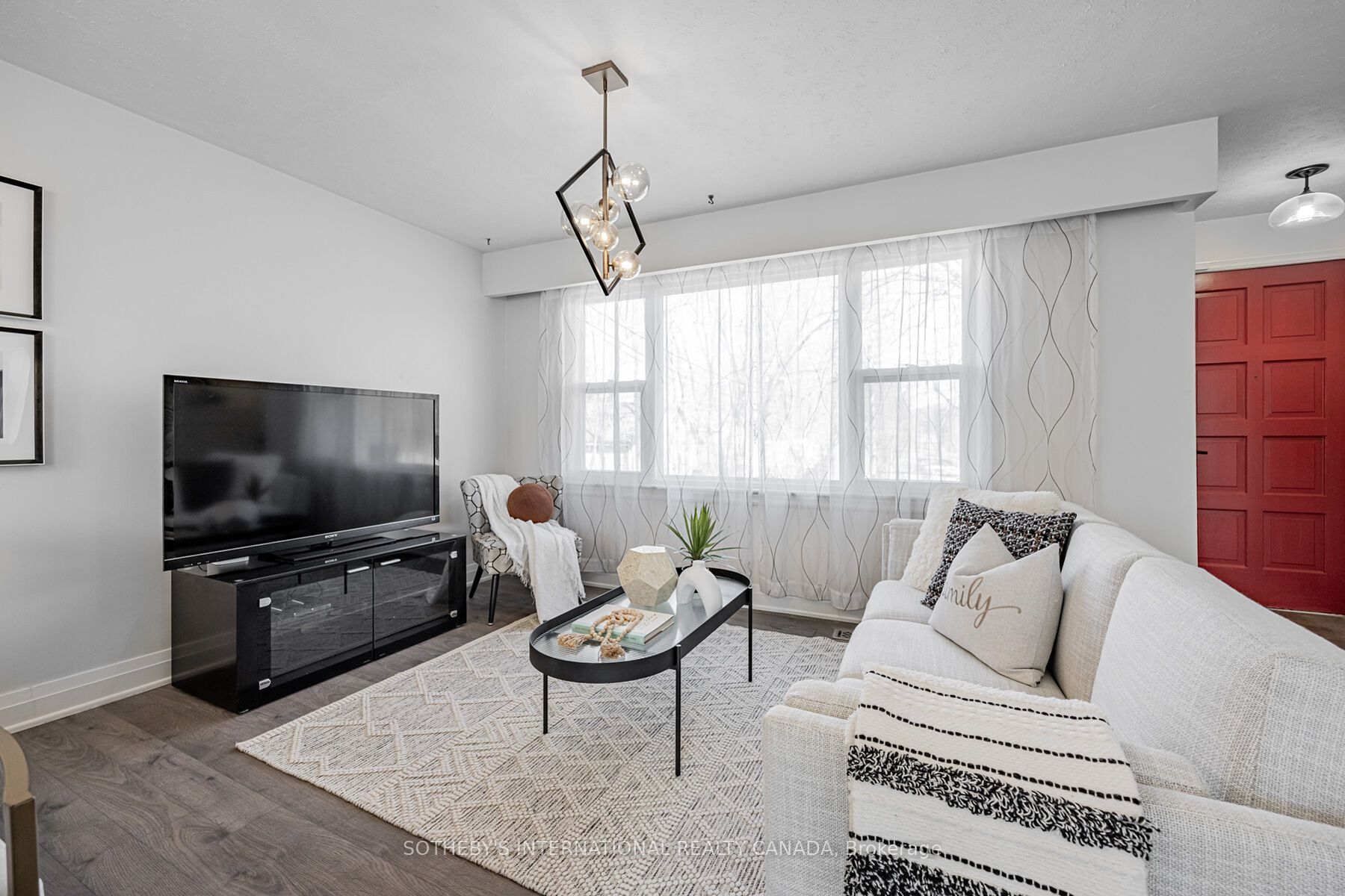 Additional image 5 of 4075A Lawrence Avenue E, Toronto, ON, M1E 2R6