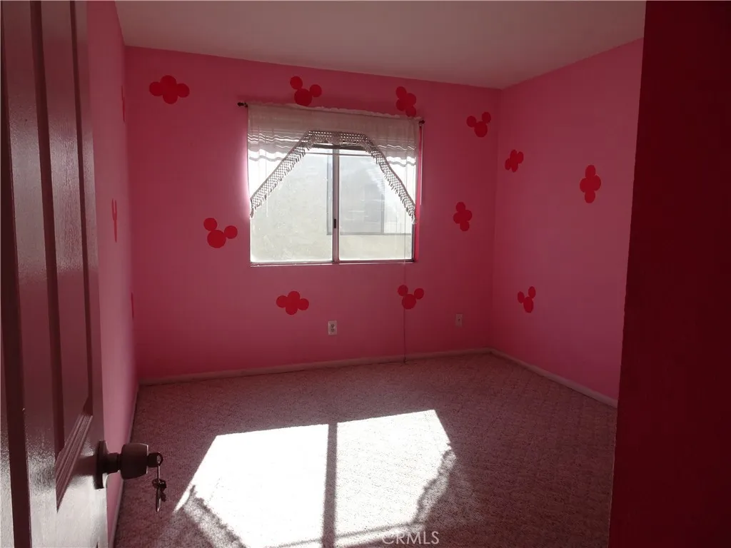 Additional image 7 of 7035 Woodley, Van Nuys, CA 91406