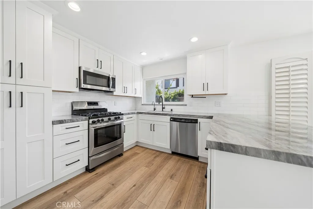 Additional image 28 of 2524 Elden Avenue Unit 1A, Costa Mesa, CA 92627