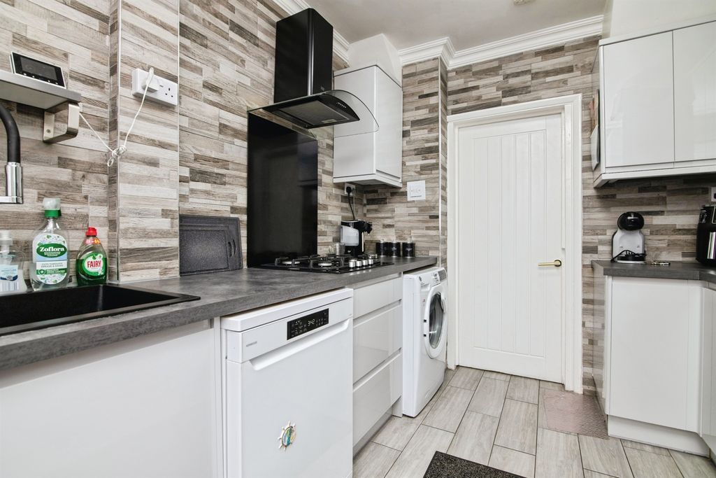 Additional image 6 of 3 bed semi-detached house for saleHighfield Road, Tipton DY4