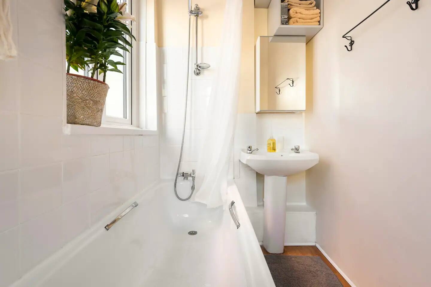 Additional image 25 of 1 Bed Flat, Longfield Estate, SE1, N1 7GU