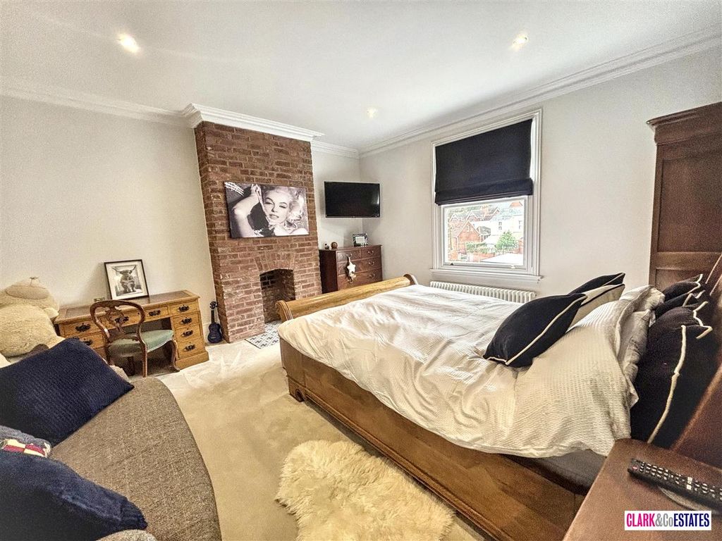 Additional image 15 of 5 bed flat for salePowderham Crescent, Exeter EX4