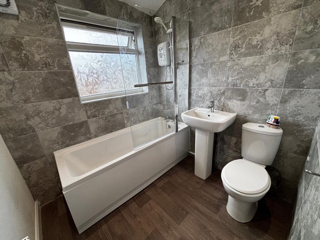 Additional image 8 of Worlds End Lane