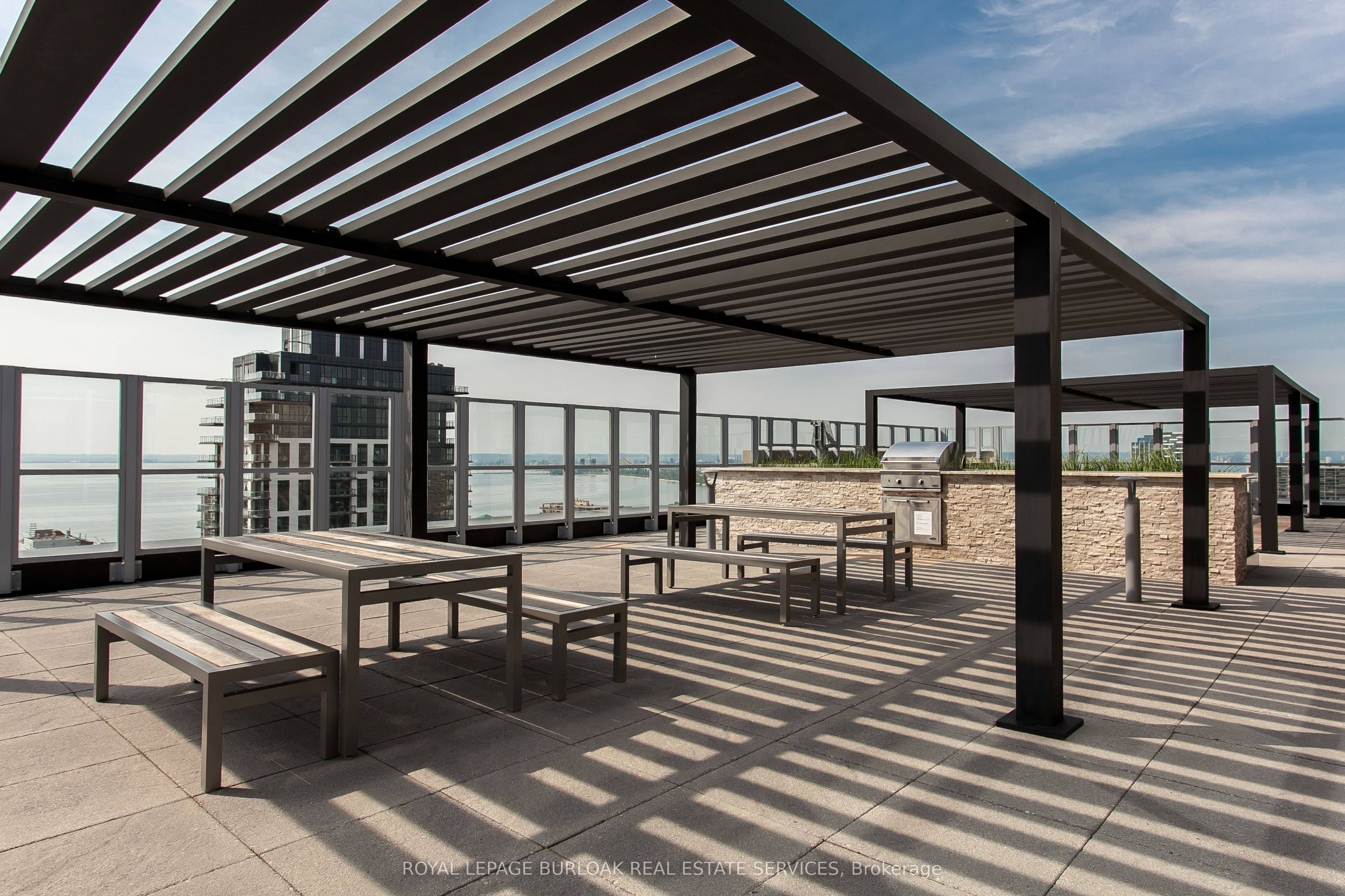 Additional image 3 of 401-2025 Maria Street, Burlington, ON, L7R 0E9