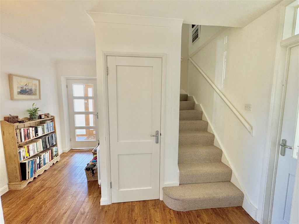 Additional image 17 of 4 bed property for saleSpacious & Airy Dormer Bungalow, Birch Avenue, Clevedon BS21