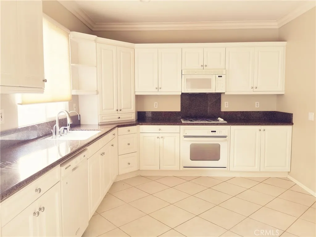 Additional image 5 of 41 Modesto, Irvine, CA 92602