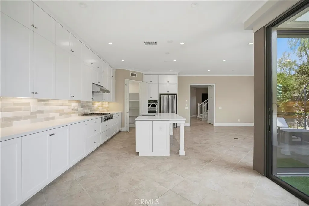 Additional image 19 of 100 Viano, Irvine, CA 92602