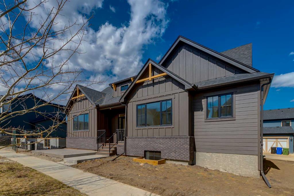 90 Treeline Gardens SW, Calgary, AB, T2Y 0W6