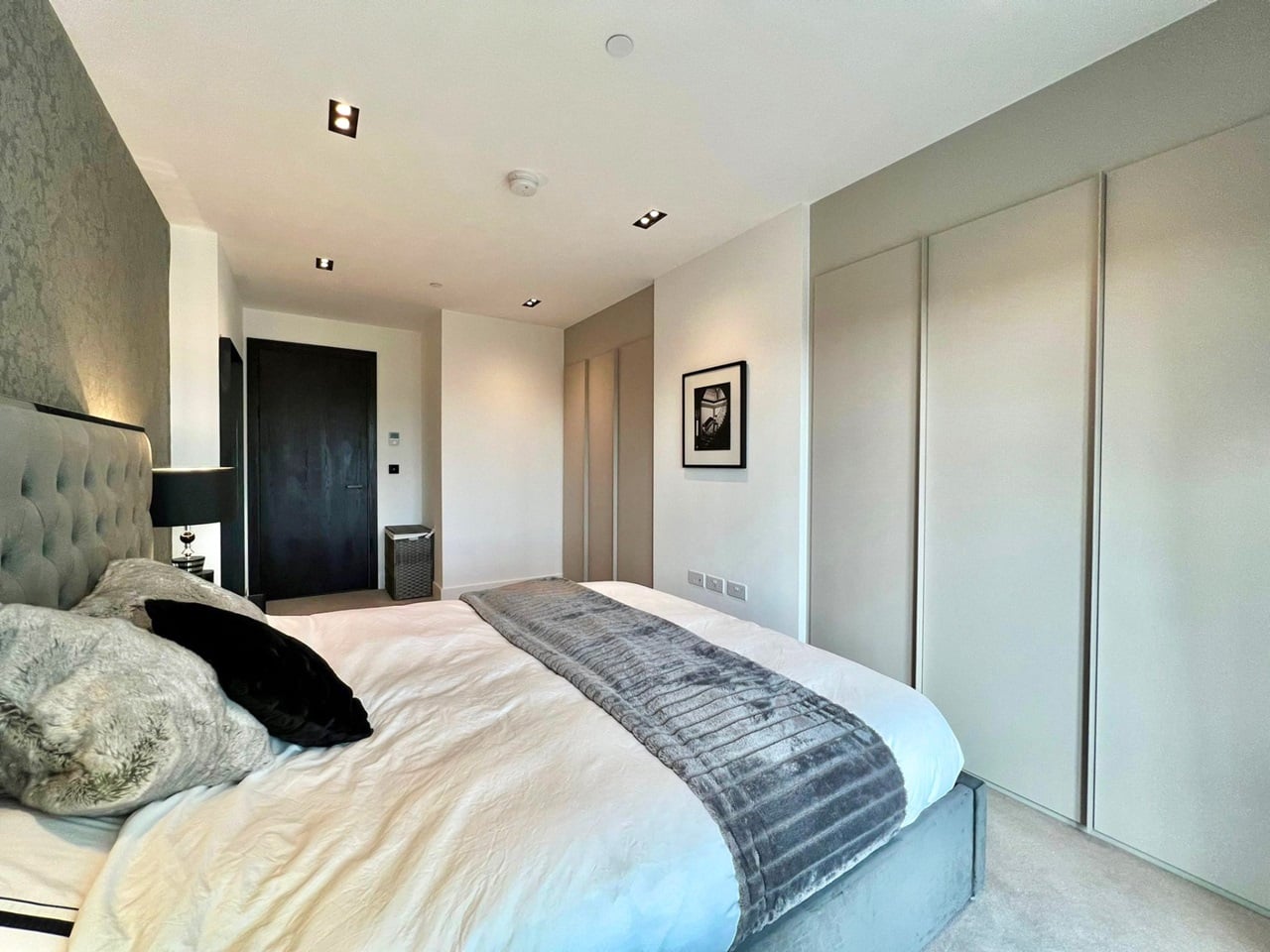 Additional image 8 of 1 Bed Flat, Keybridge Tower, SW8, N1 7GU