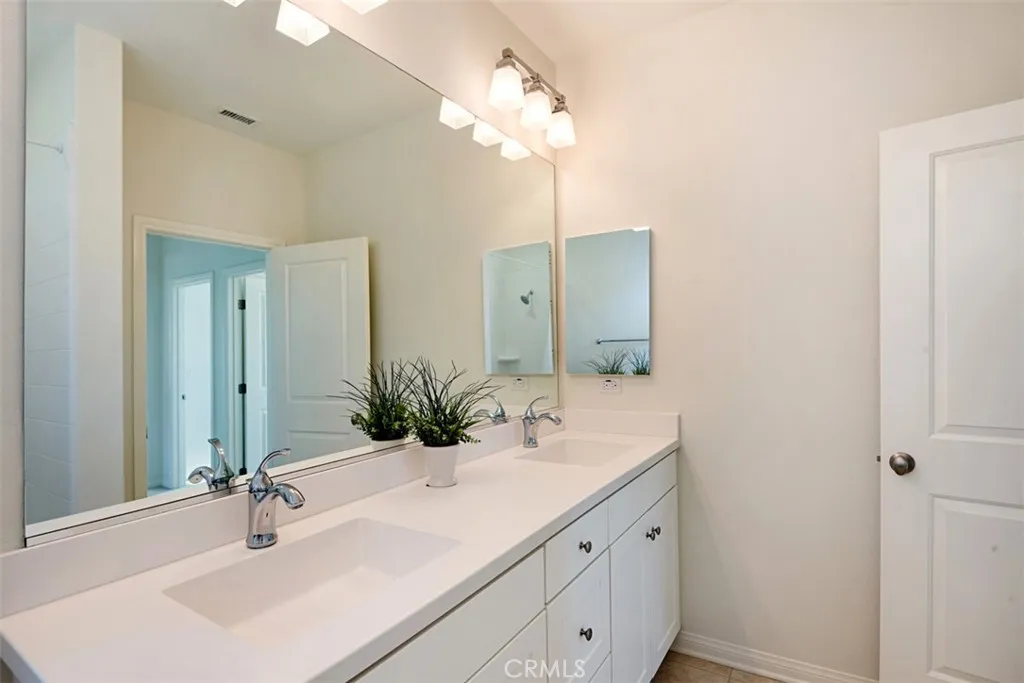 Additional image 23 of 83 Wildvine, Irvine, CA 92620