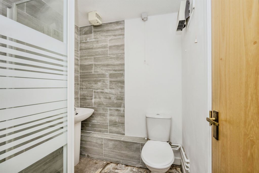 Additional image 4 of 1 bed flat for saleCastle Quay, Neath SA11