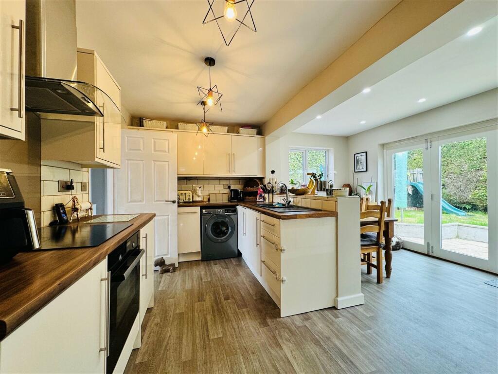 Additional image 2 of Chestnut Close, Whitfield, Dover, CT16 3HE