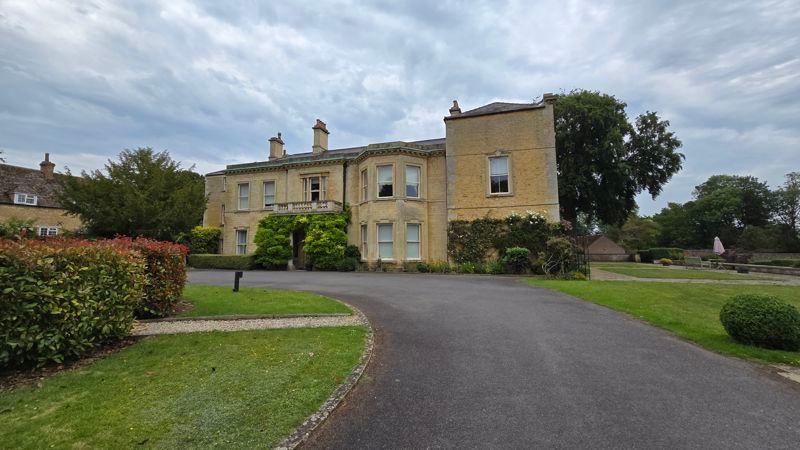 2 bed flat for saleTixover Grange, Tixover PE9
