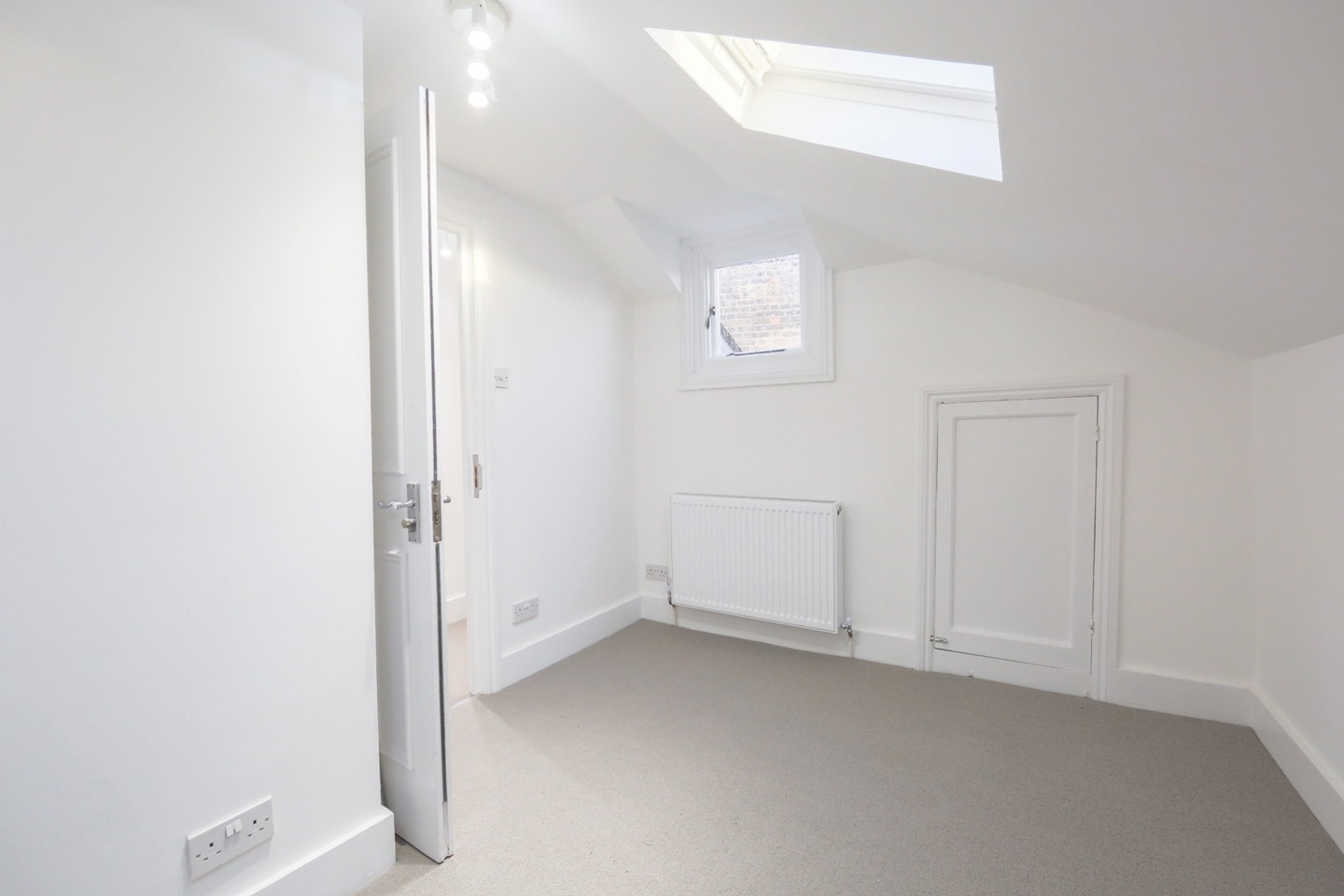 Additional image 6 of 4 Bed Flat, Hawley Road, NW1, N1 7GU