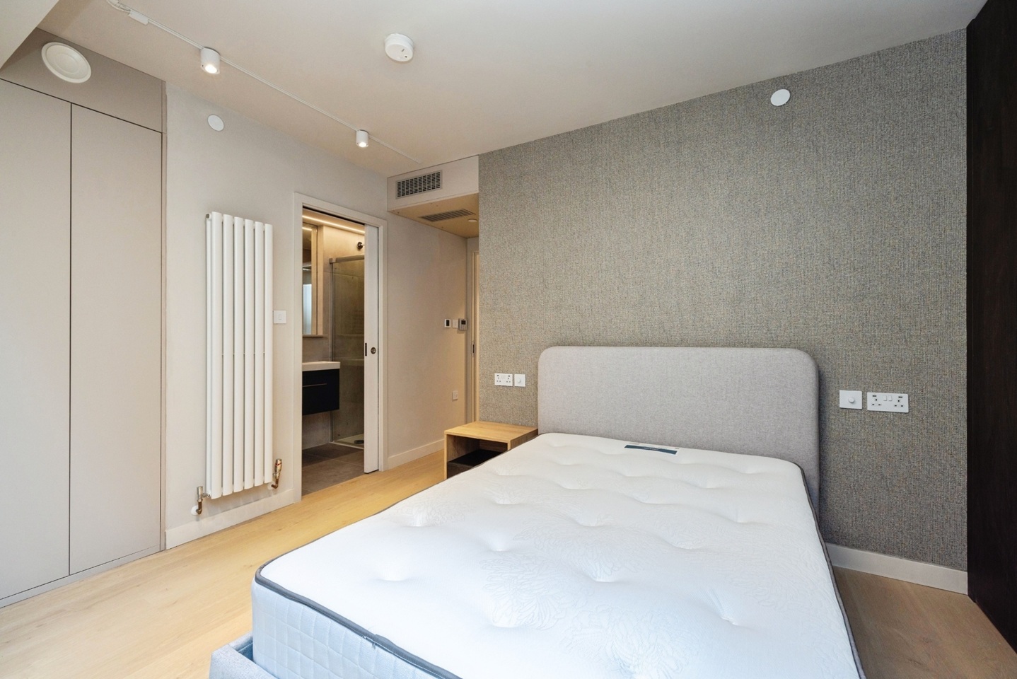 Additional image 10 of 2 Bed Flat, Old Gloucester St, WC1N, N1 7GU