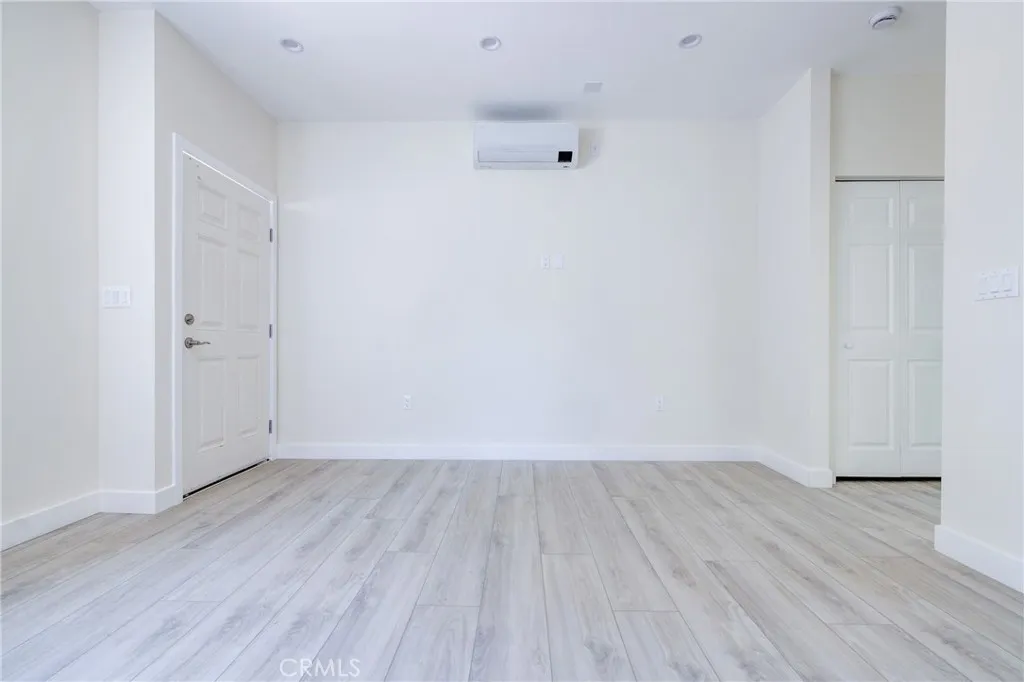 Additional image 35 of 2947 West Blvd Unit 1, Los Angeles, CA 90016