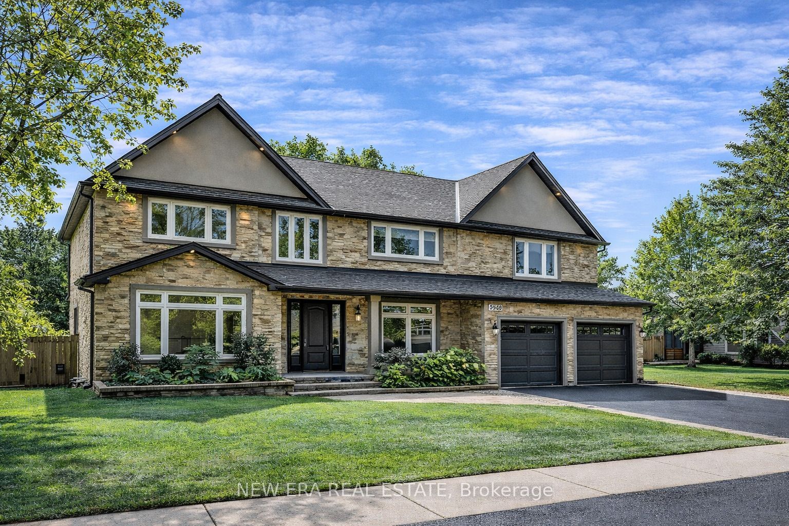 Additional image 3 of 2068 Mississauga Road, Mississauga, ON, L5H 2K6