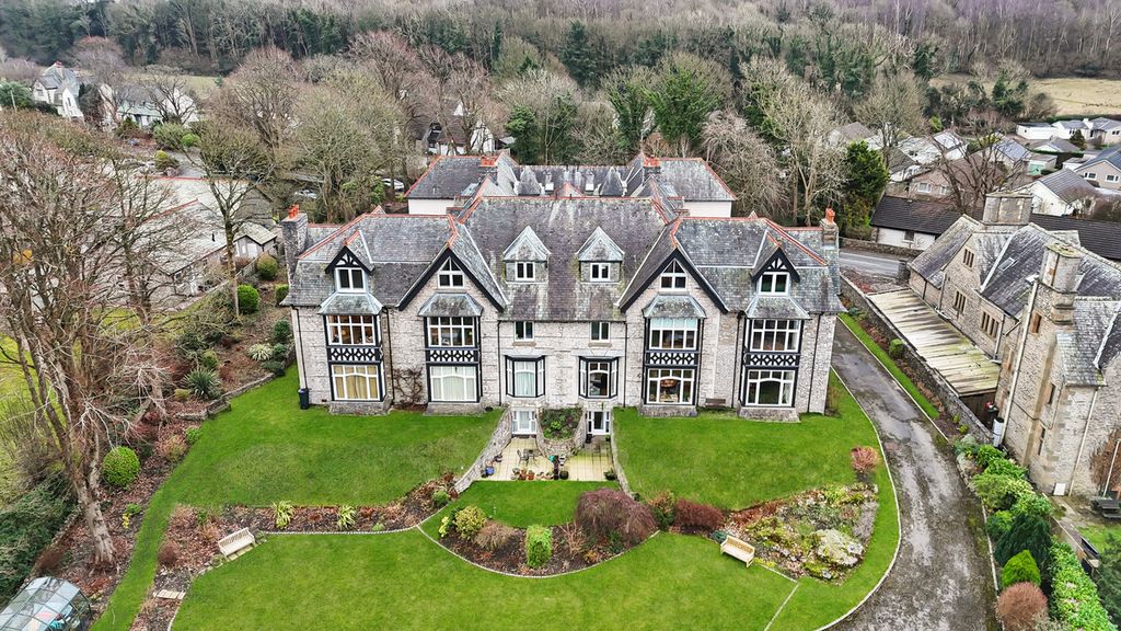 3 bed flat for saleRedhills Road, Arnside LA5