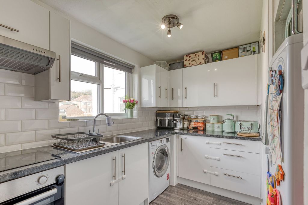 Additional image 3 of 2 bed flat for sale104 Marett Court, St Helier JE2