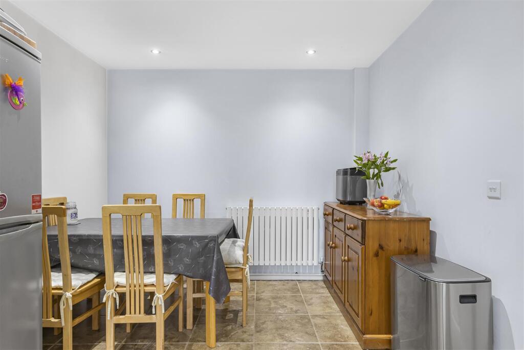 Additional image 10 of Guessens Grove, Welwyn Garden City