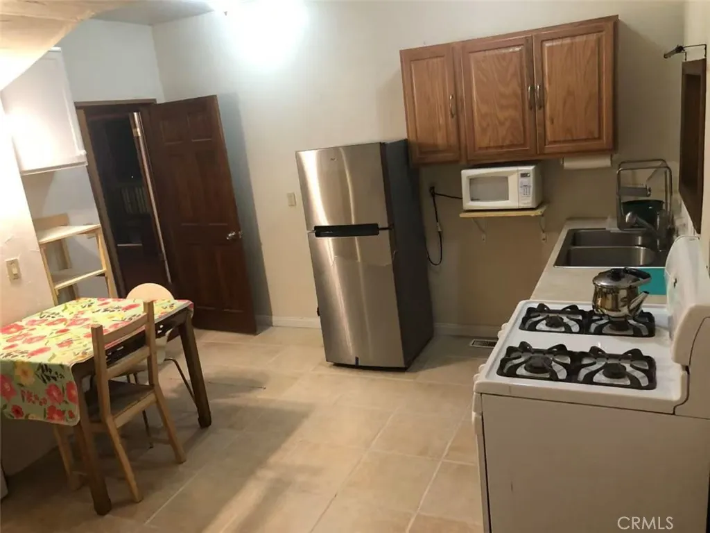 Additional image 31 of 652 Arbula Dr, Crestline, CA 92325