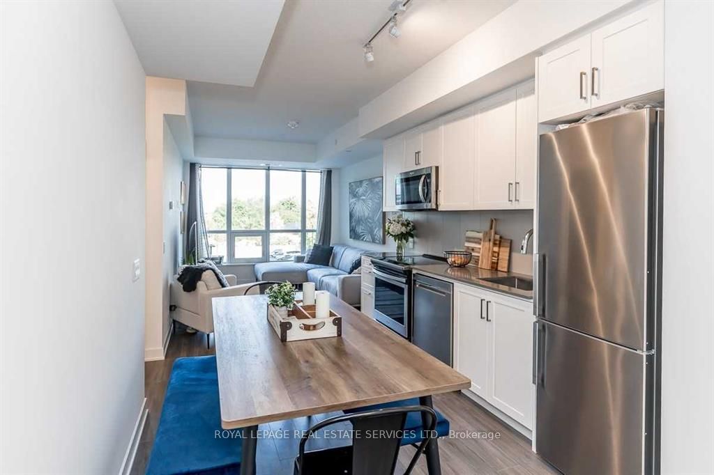 Additional image 5 of 203-681 Yonge Street, Barrie, ON, L4N 4E8