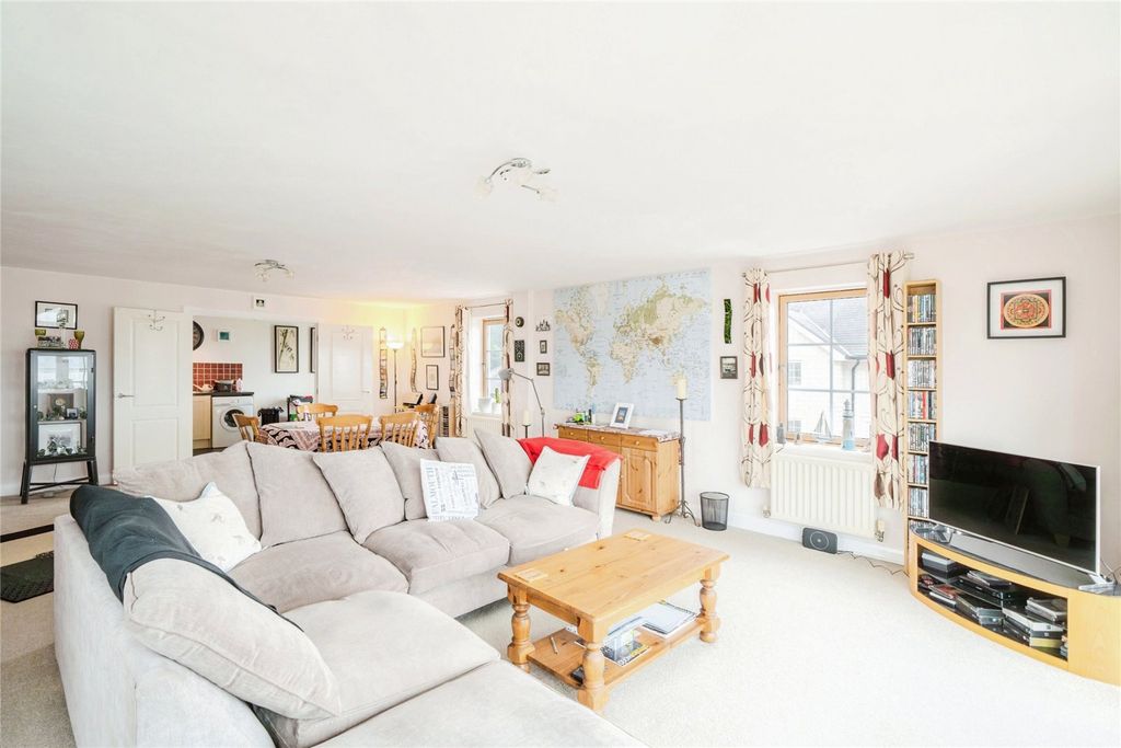 Additional image 4 of 2 bed flat for saleWaters Edge, Lower Burlington Road, Portishead BS20