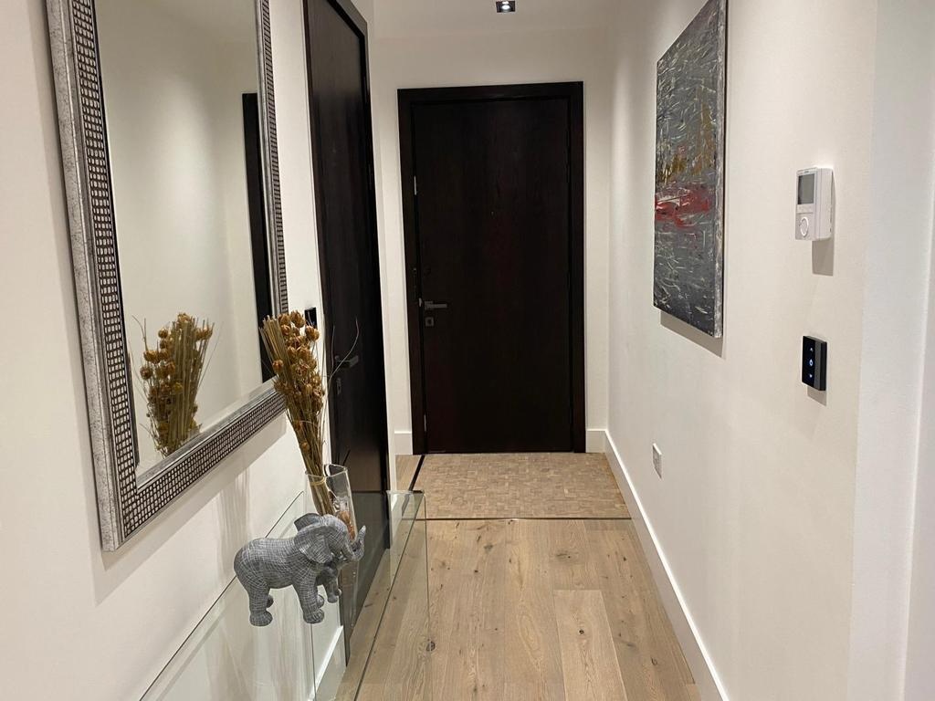 Additional image 2 of 2 Bed Flat, Keybridge Tower, SW8, N1 7GU