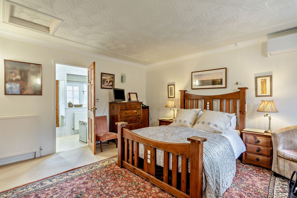 Additional image 7 of 5 bed detached house for saleLeinsters Close, Peterborough PE3