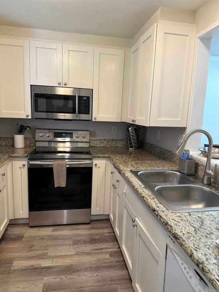 Additional image 23 of 8840 Villa La Jolla Drive, La Jolla, CA 92037