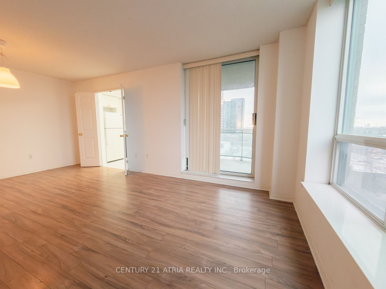 Additional image 4 of 1008-8 Pemberton Avenue, Toronto, ON, M2M 4K8
