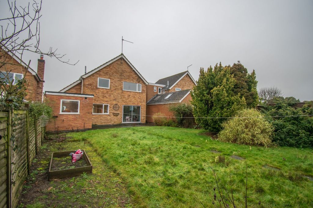 Additional image 7 of 3 bed detached house for salePenclose Road, Fleckney LE8