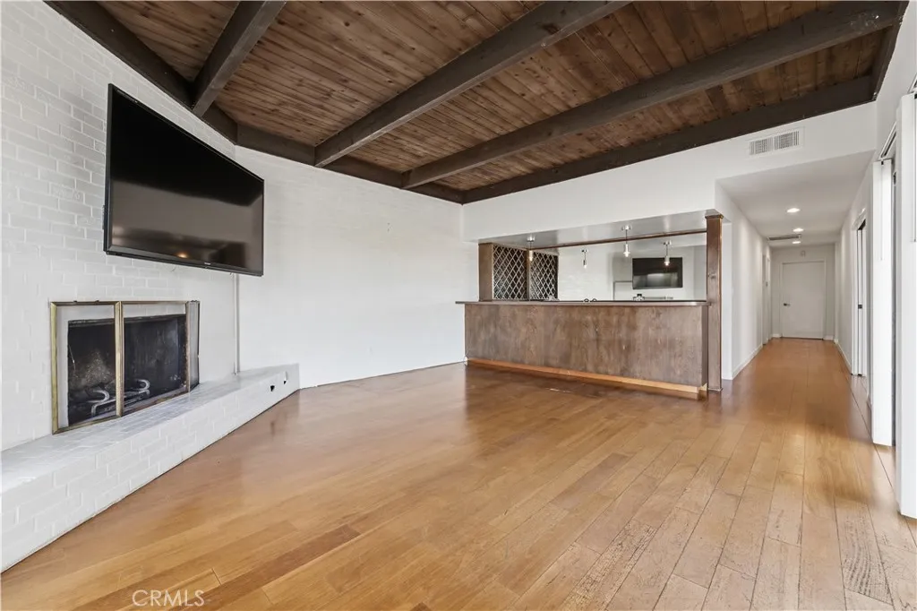 Additional image 10 of 3329 Dona Rosa Dr, Studio City, CA 91604