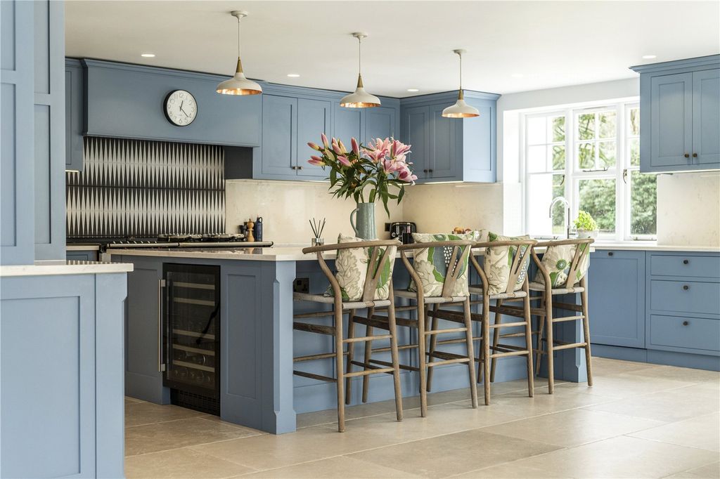 Additional image 11 of 7 bed detached house for saleStoke Row, Henley-On-Thames, Oxfordshire RG9