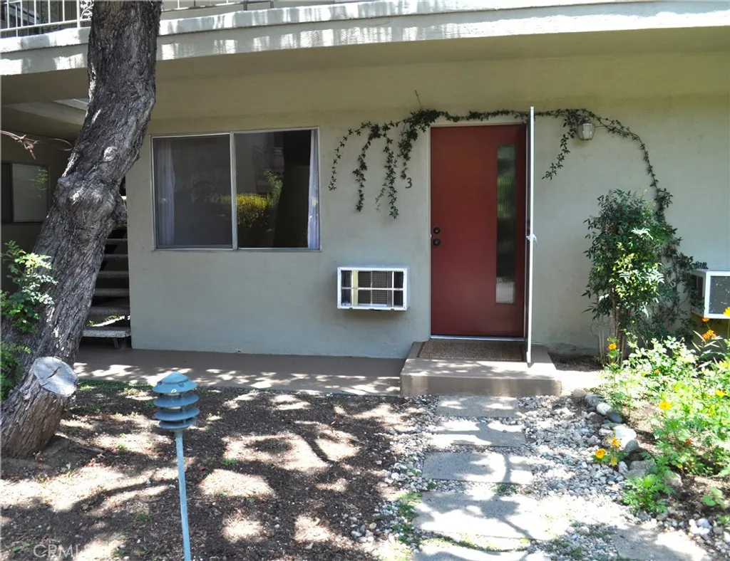 Additional image 4 of 504 S Euclid Avenue Unit 3, Pasadena, CA 91101