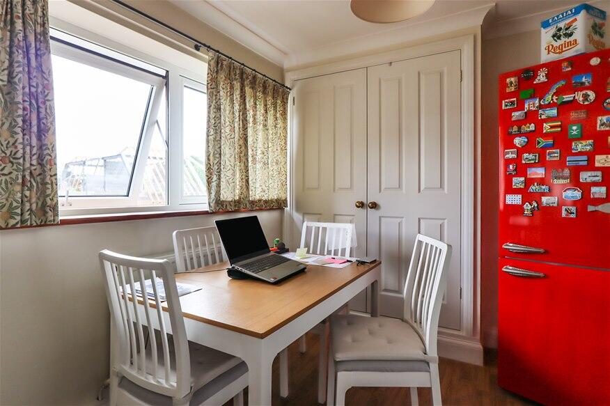 Additional image 6 of Douglas Road, Harpenden, AL5