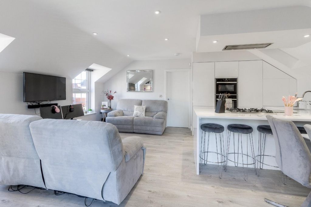 Additional image 43 of 6 bed detached house for saleBelfry Lane, Collingtree Park, Northampton NN4