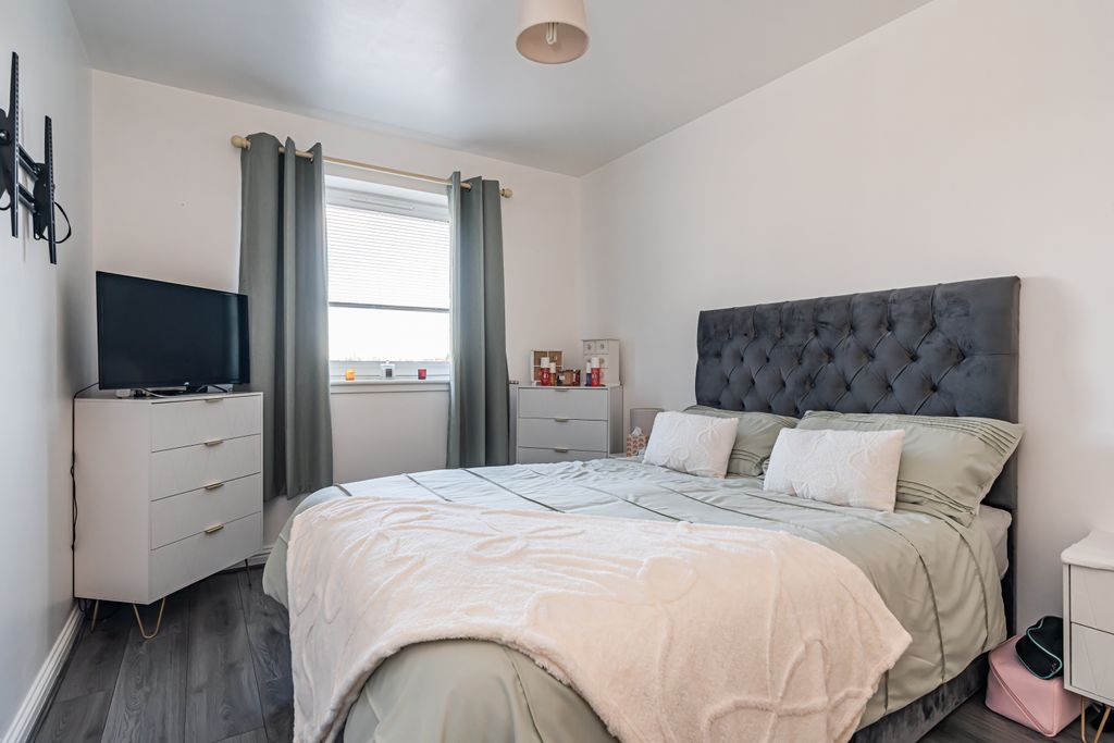 Additional image 8 of 2 bed flat for sale69E Polton Street, Bonnyrigg EH19
