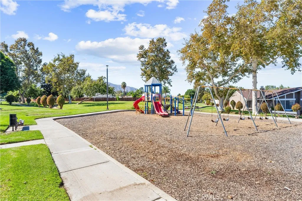 Additional image 17 of 1382 Via Santiago, Corona, CA 92882