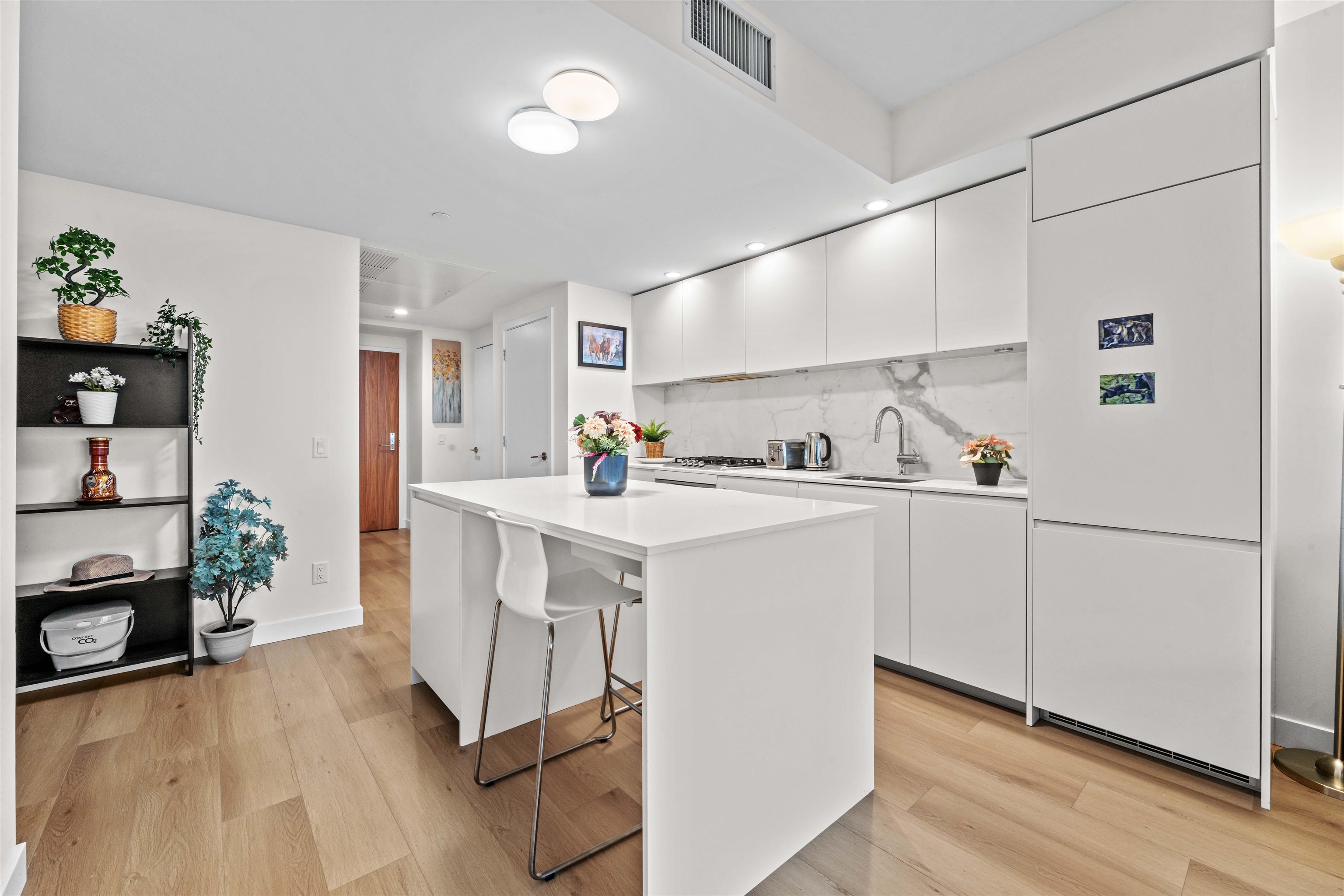 Additional image 5 of 706-6463 Silver Avenue, Burnaby, BC, V5H 0K4