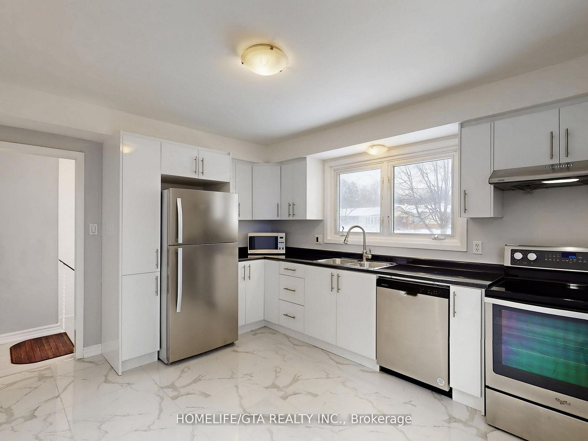 Additional image 4 of Main-350 Waverly Street N, Oshawa, ON, L1J 5W1