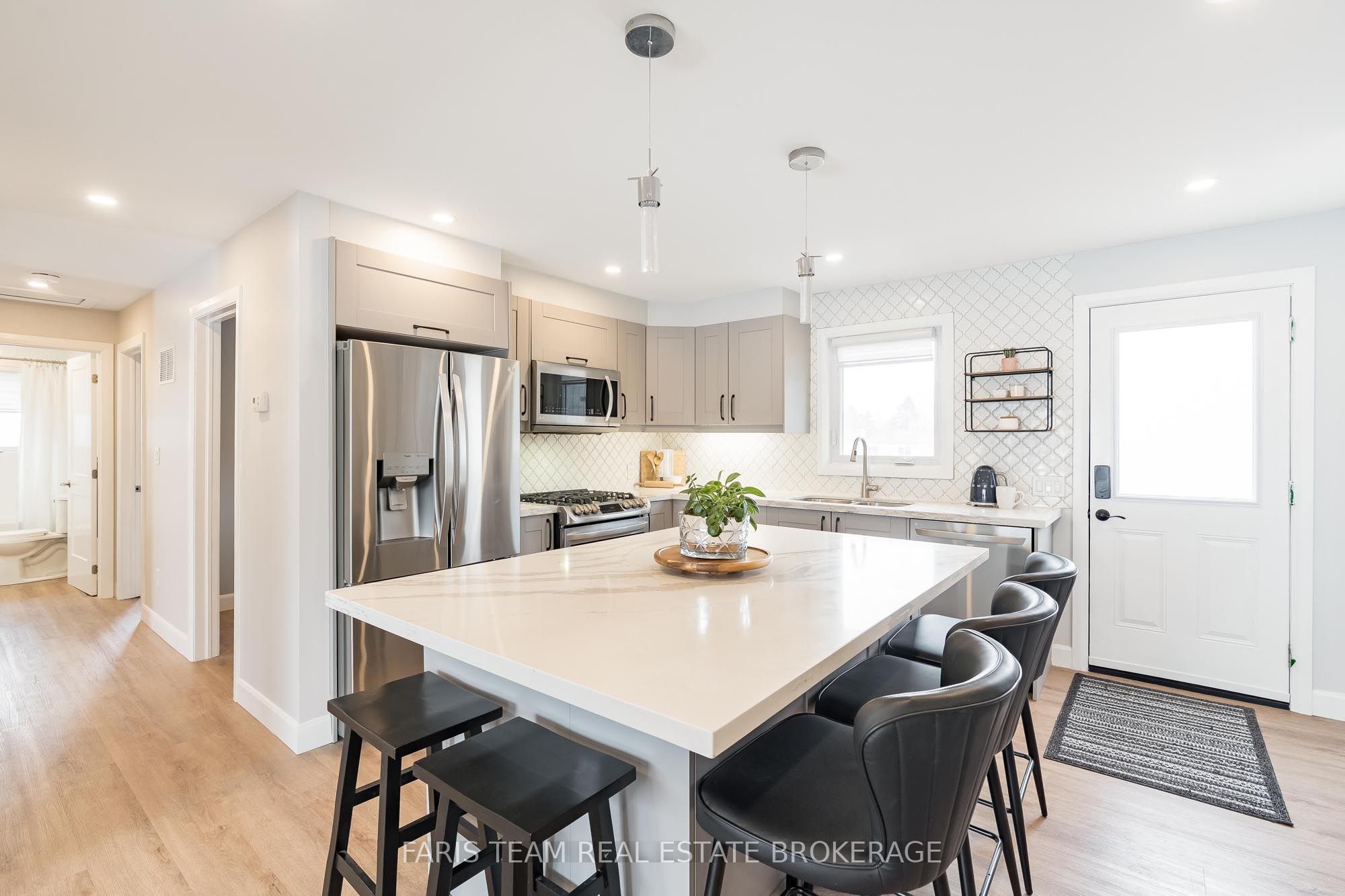 Additional image 5 of 115 Bayview Drive, Barrie, ON, L4N 3P3
