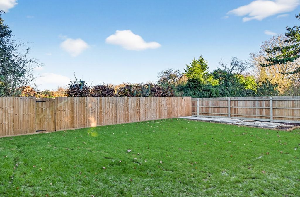 Additional image 9 of 2 bed flat for saleBenson Road, Stratford Upon Avon, Warwickshire CV37
