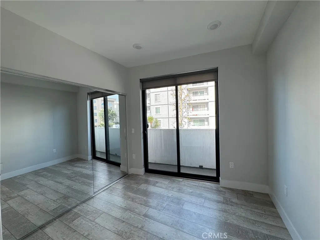 Additional image 23 of 4383 N Sepulveda blvd, Sherman Oaks, CA 91403