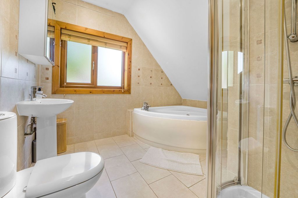 Additional image 31 of 5 bed detached house for saleOakmead Road, Llanharan, Pontyclun CF72