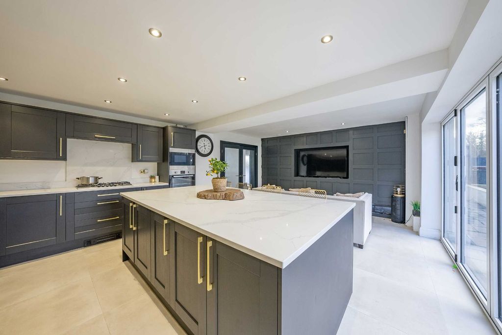 Additional image 9 of 5 bed detached house for saleOld Chepstow Road, Langstone NP18