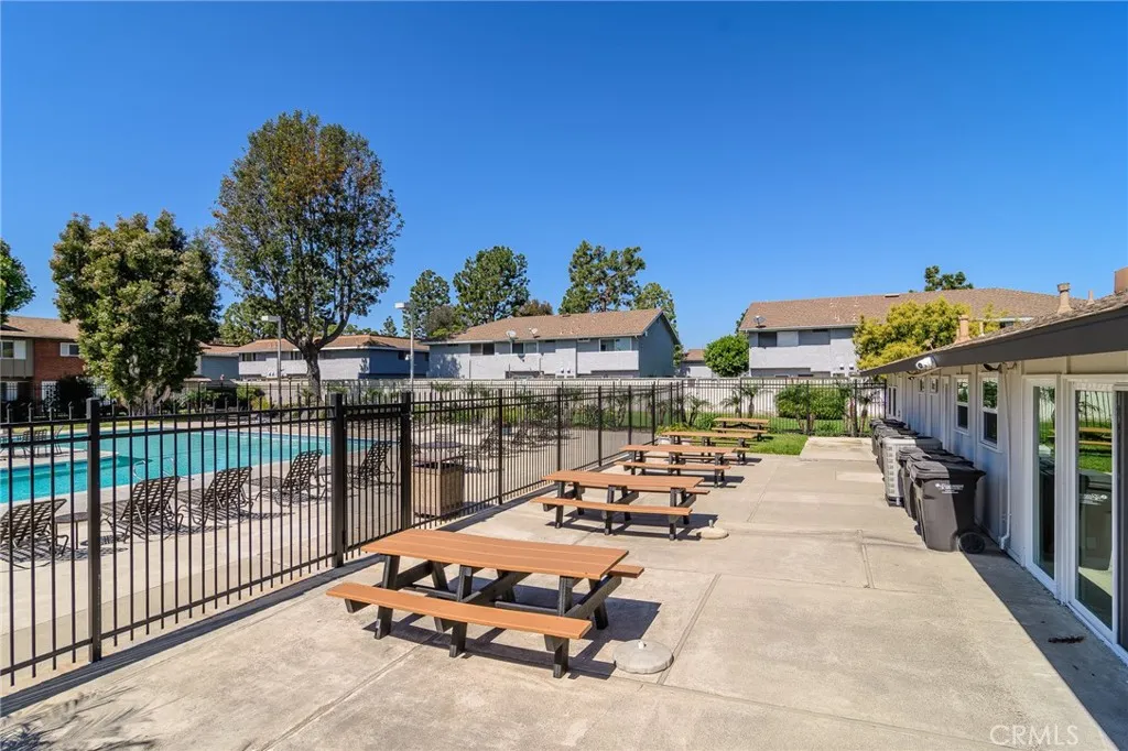 Additional image 37 of 9586 Cornwall Dr, Huntington Beach, CA 92646