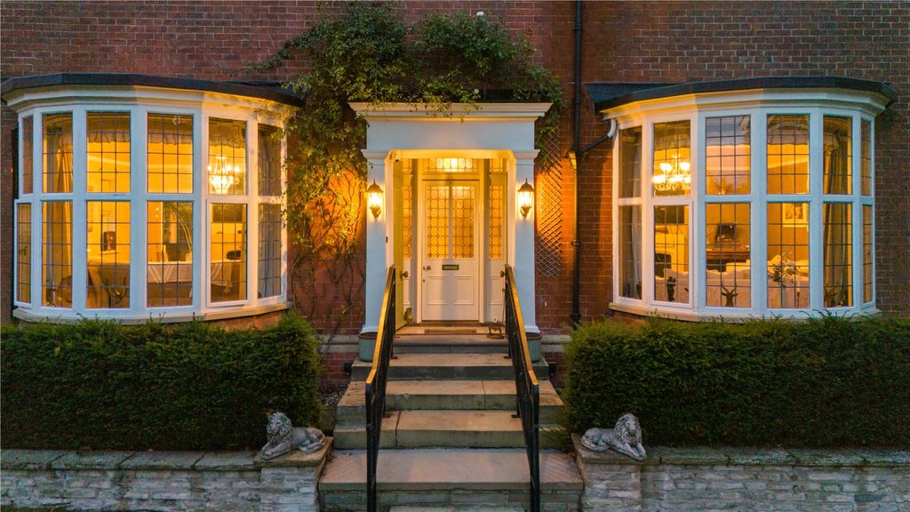 Additional image 3 of 5 bed detached house for saleAbbey Park Road, Grimsby, North East Lincs DN32