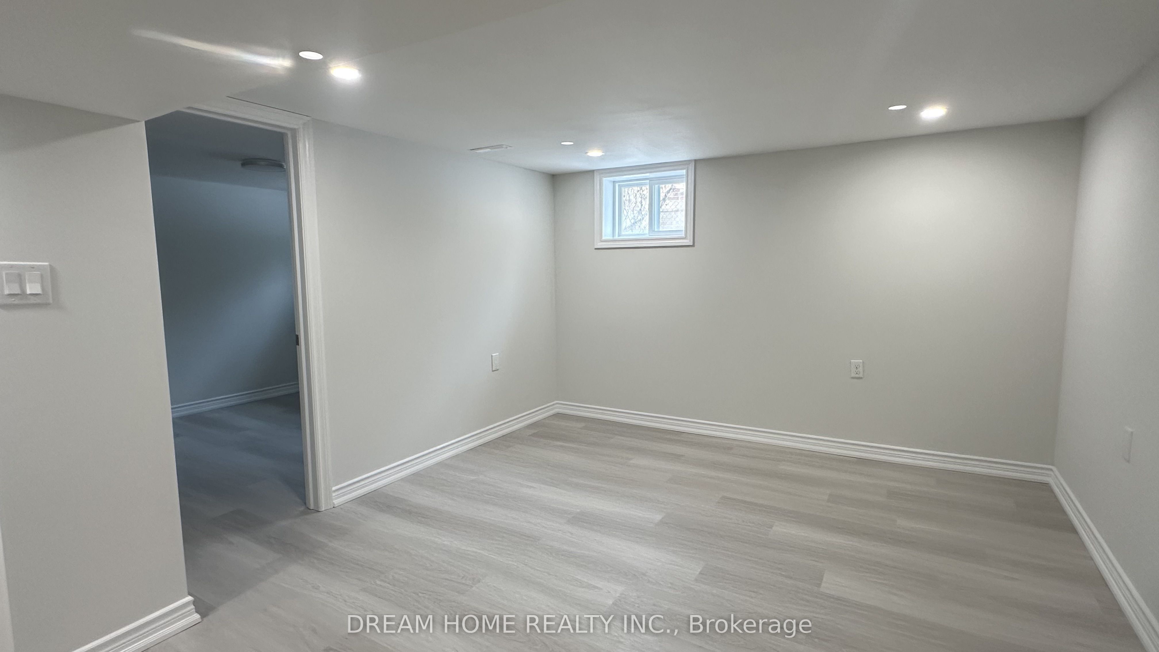 Additional image 3 of Basement #B-6 Clementine Square, Toronto, ON, M1G 2V7